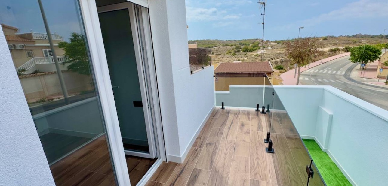 Sale - Villa -
Ciudad Quesada - Rojales