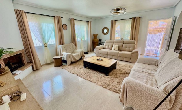 Sale - Villa -
Ciudad Quesada - Ciudad Quesada - Doña Pepa