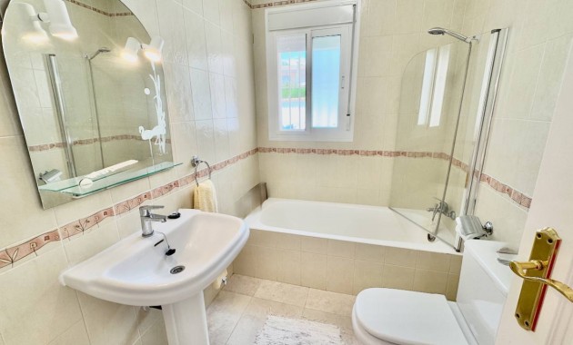 Sale - Villa -
Ciudad Quesada - Ciudad Quesada - Doña Pepa