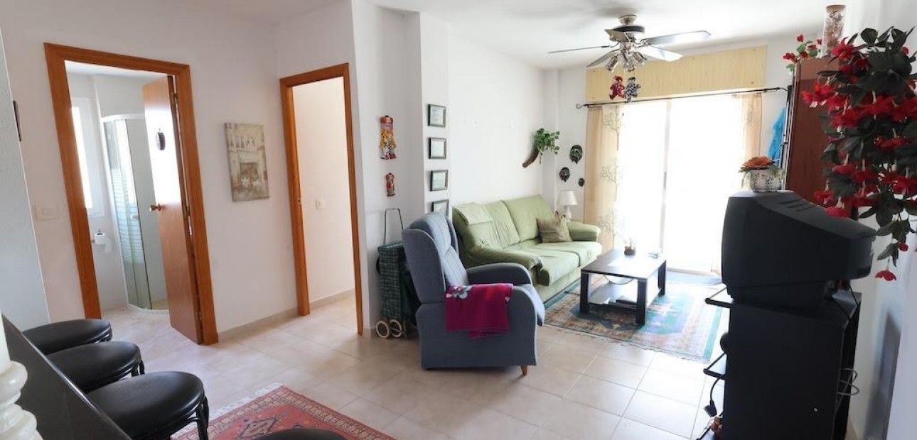 Sale - Apartment / flat -
Torrevieja - La Mata
