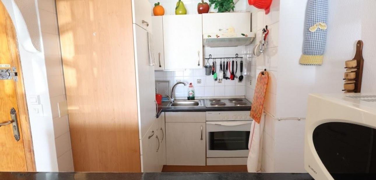 Sale - Apartment / flat -
Torrevieja - La Mata