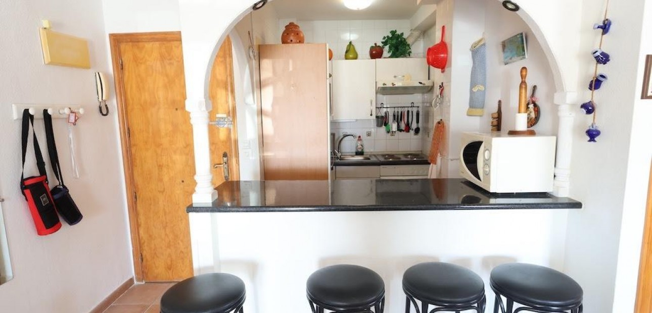 Sale - Apartment / flat -
Torrevieja - La Mata