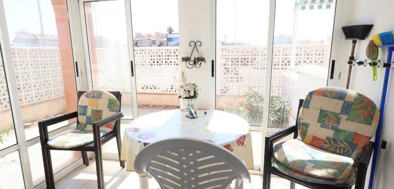 Sale - Apartment / flat -
Torrevieja - La Mata