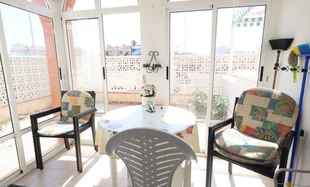 Sale - Apartment / flat -
Torrevieja - La Mata