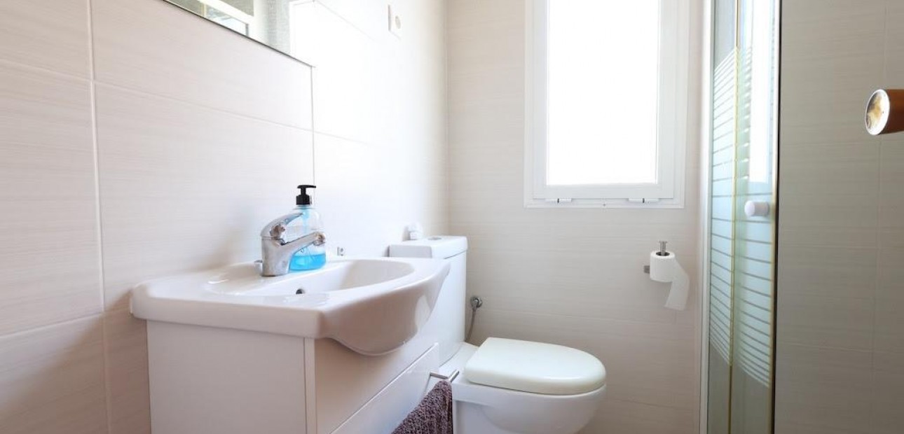 Sale - Apartment / flat -
Torrevieja - La Mata