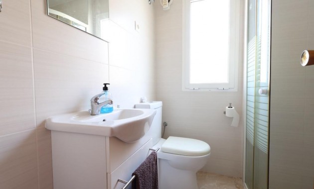 Sale - Apartment / flat -
Torrevieja - La Mata