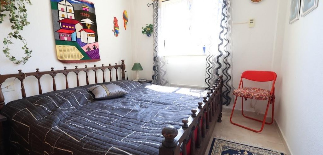 Sale - Apartment / flat -
Torrevieja - La Mata