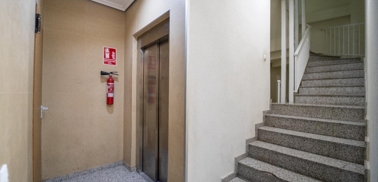 Venta - Apartamento / piso -
Torrevieja - torrevieja