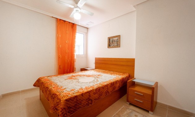 Venta - Apartamento / piso -
Torrevieja - torrevieja