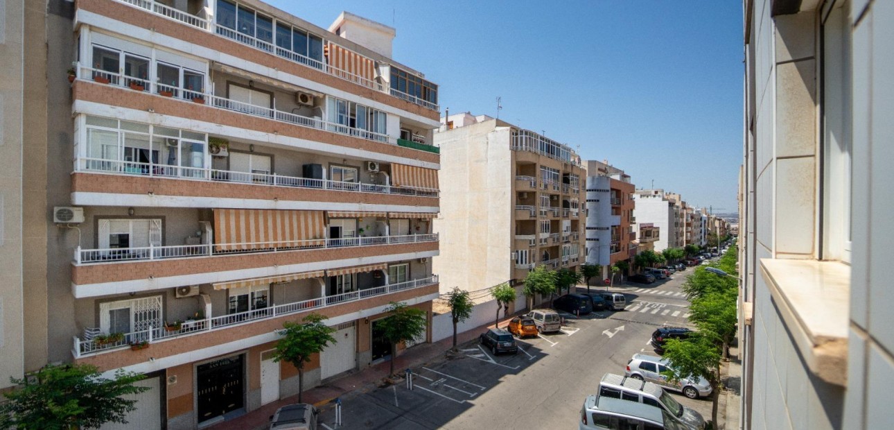 Venta - Apartamento / piso -
Torrevieja - torrevieja