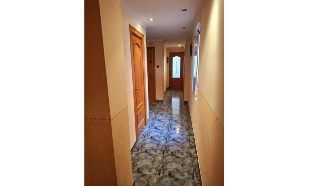 Sale - Apartment / flat -
Santa Pola - Eroski