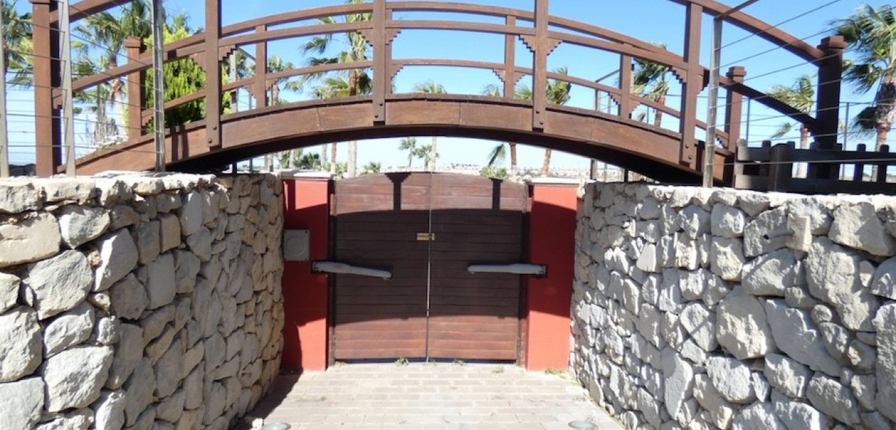 Herverkoop - Detached Villa -
Algorfa