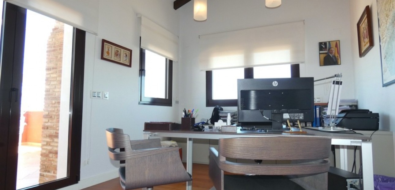 Herverkoop - Detached Villa -
Algorfa