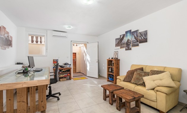 Herverkoop - Detached Villa -
Ciudad Quesada