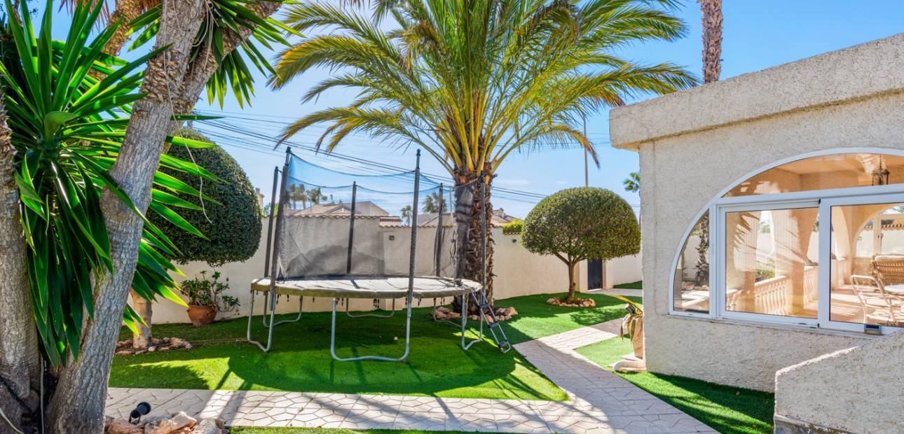 Herverkoop - Detached Villa -
Ciudad Quesada