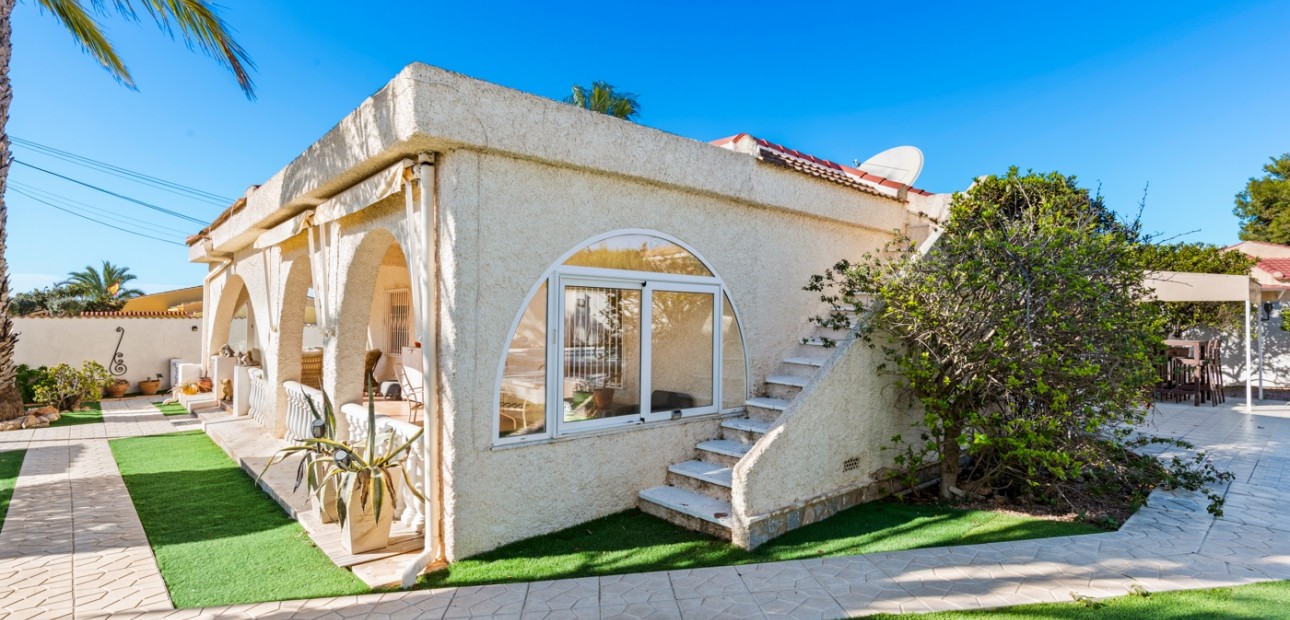 Herverkoop - Detached Villa -
Ciudad Quesada