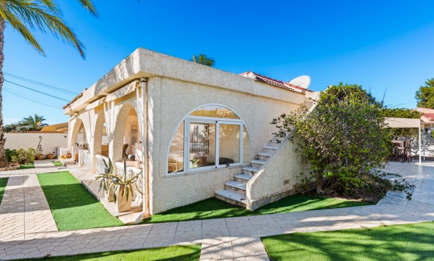 Herverkoop - Detached Villa -
Ciudad Quesada
