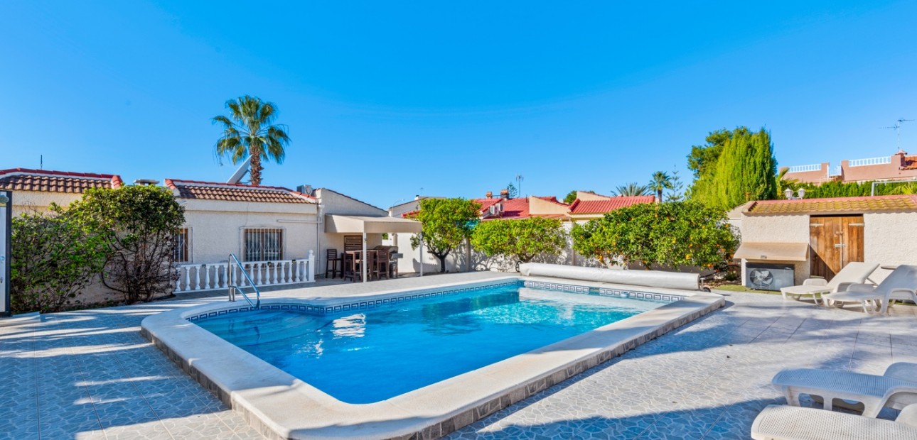 Herverkoop - Detached Villa -
Ciudad Quesada