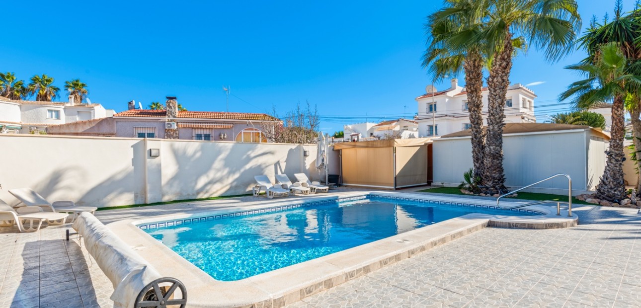 Herverkoop - Detached Villa -
Ciudad Quesada