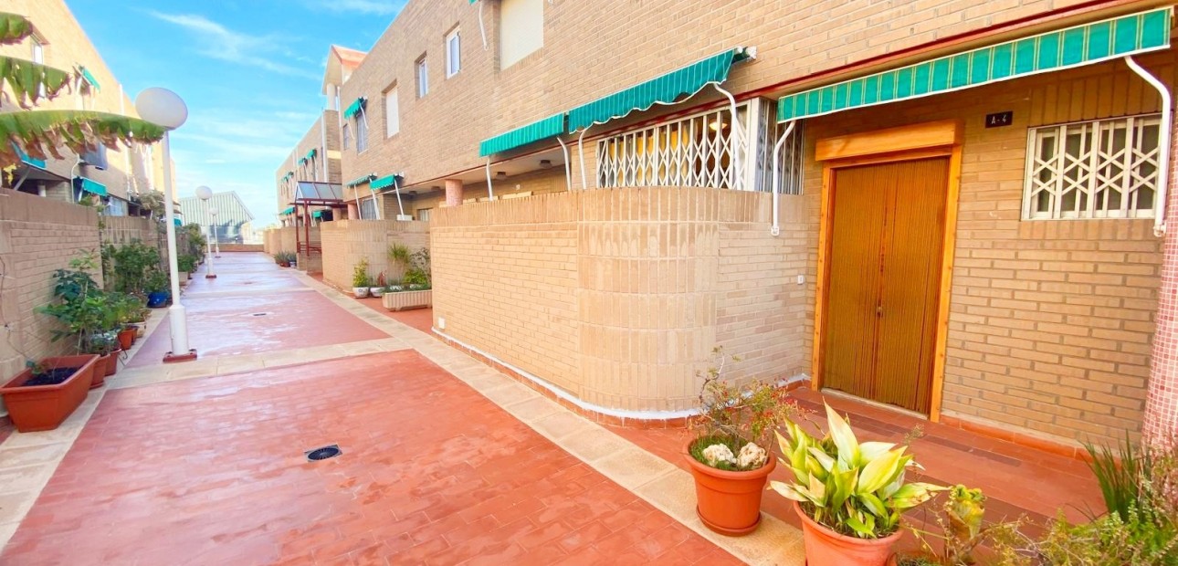 Herverkoop - Appartement / flat -
Los Alcazares
