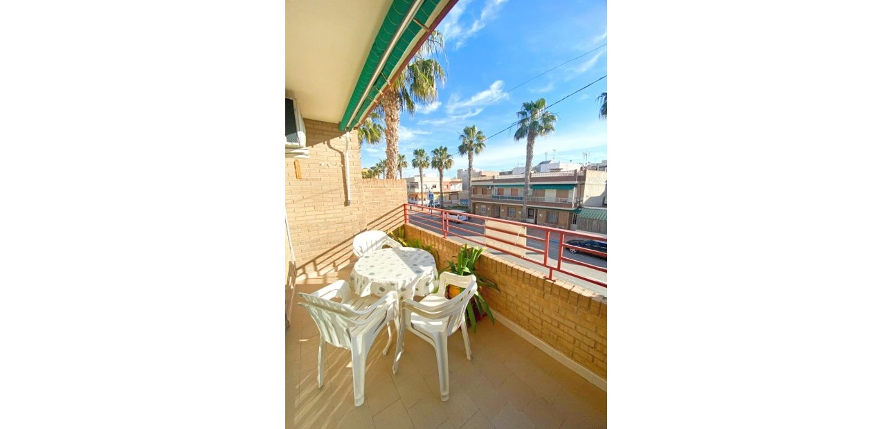 Herverkoop - Appartement / flat -
Los Alcazares