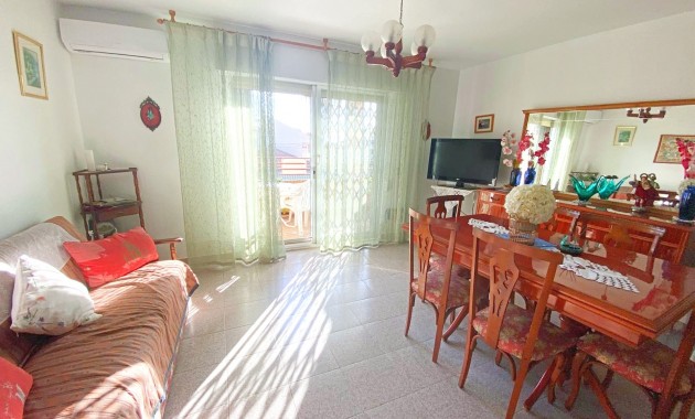 Herverkoop - Appartement / flat -
Los Alcazares