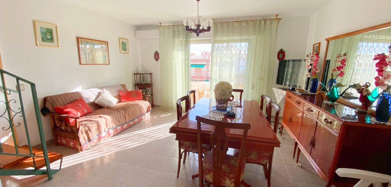 Herverkoop - Appartement / flat -
Los Alcazares