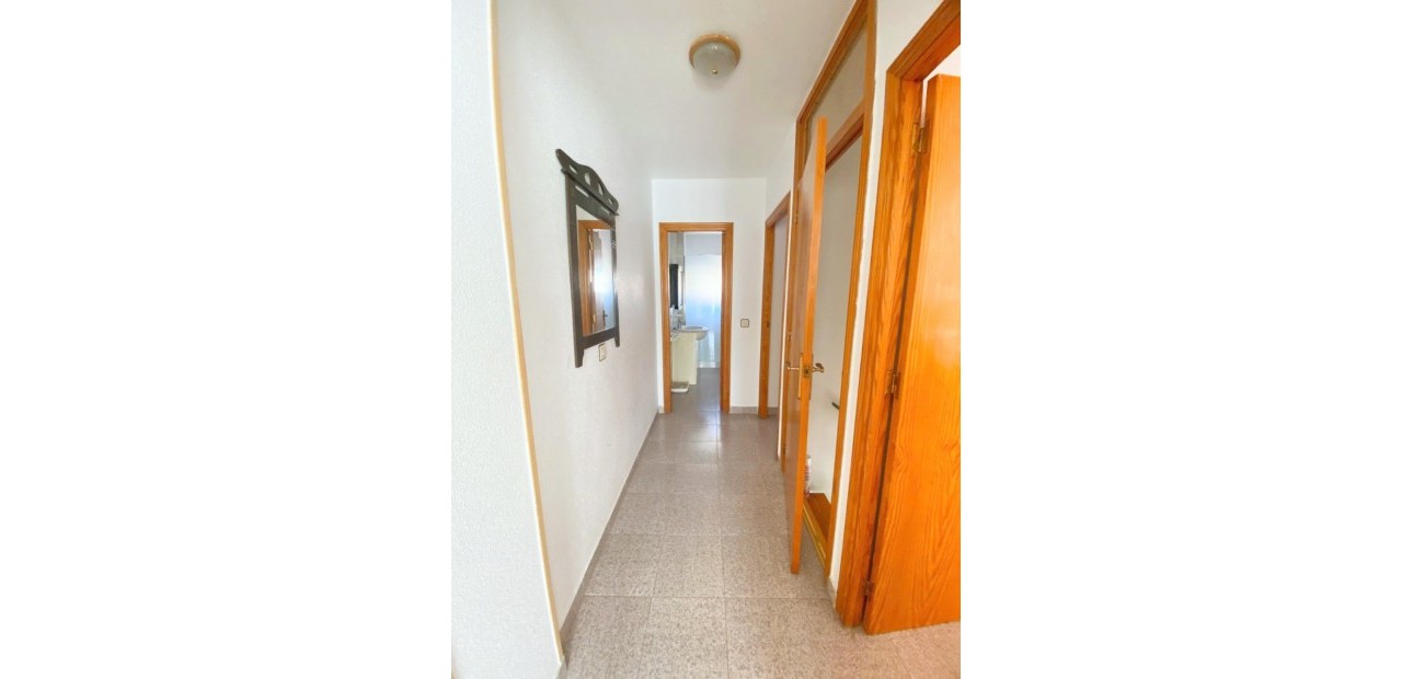 Herverkoop - Appartement / flat -
Los Alcazares