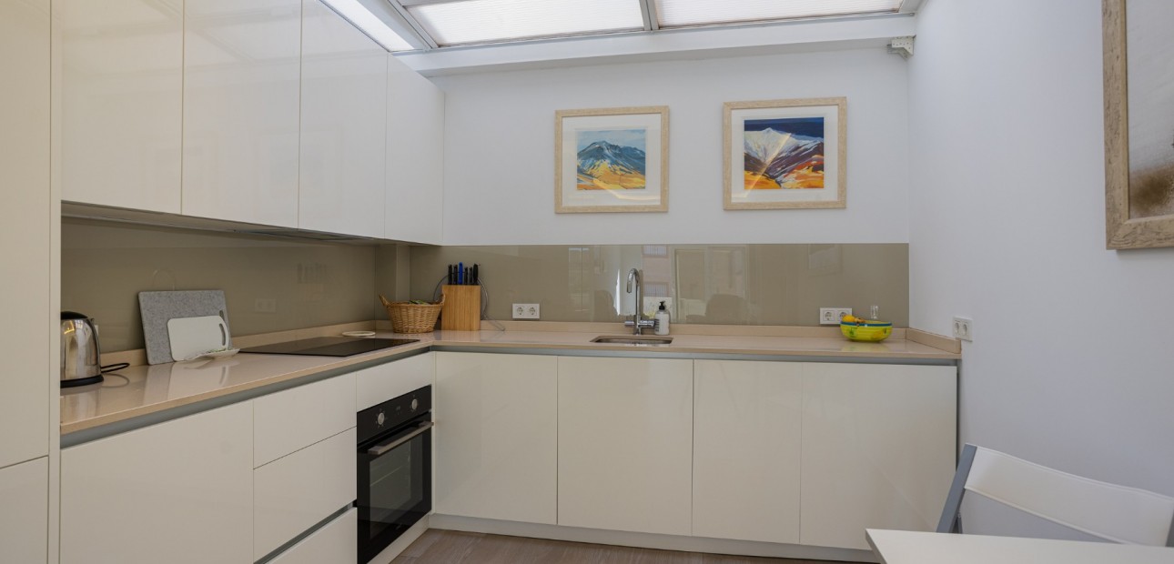 Sale - Townhouse -
Torrevieja - Urbanización San Luis