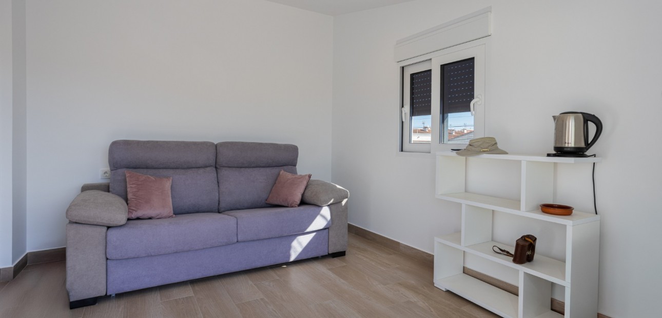 Sale - Townhouse -
Torrevieja - Urbanización San Luis
