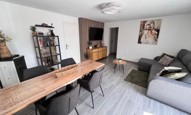 Sale - Country House -
Elche - La Marina