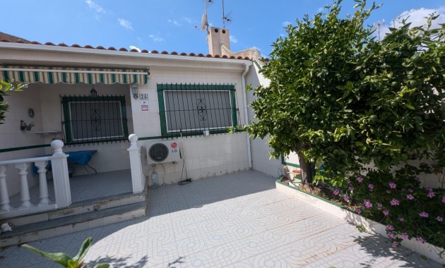 Sale - Townhouse -
Los Alcazares