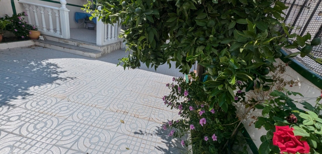 Sale - Townhouse -
Los Alcazares