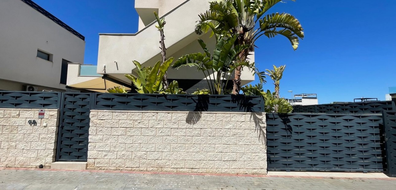 Sale - Detached Villa -
Benijofar - Benijofar - Village