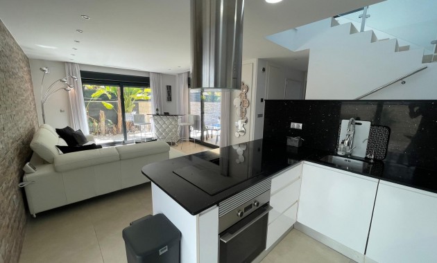 Sale - Detached Villa -
Benijofar - Benijofar - Village