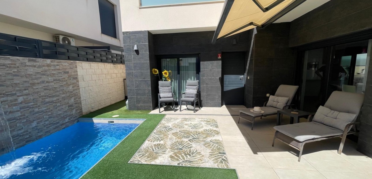 Sale - Detached Villa -
Benijofar - Benijofar - Village