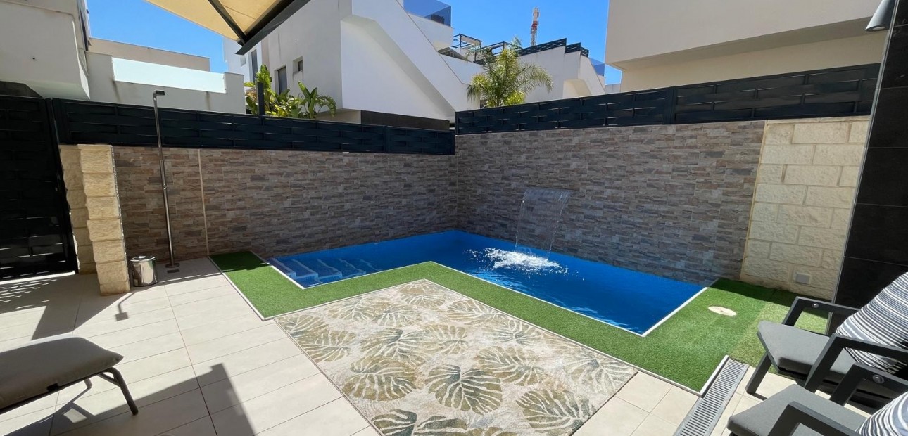 Sale - Detached Villa -
Benijofar - Benijofar - Village