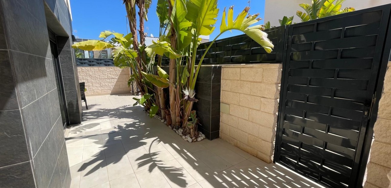 Sale - Detached Villa -
Benijofar - Benijofar - Village