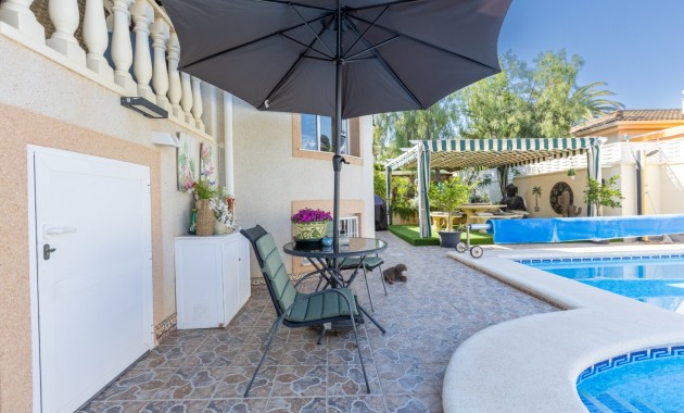 Sale - Detached Villa -
Benijofar - Benijofar - Village