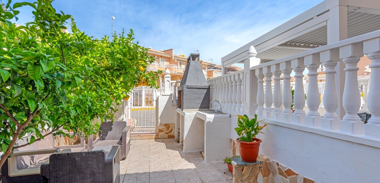 Sale - Townhouse -
Ciudad Quesada - Doña Pepa