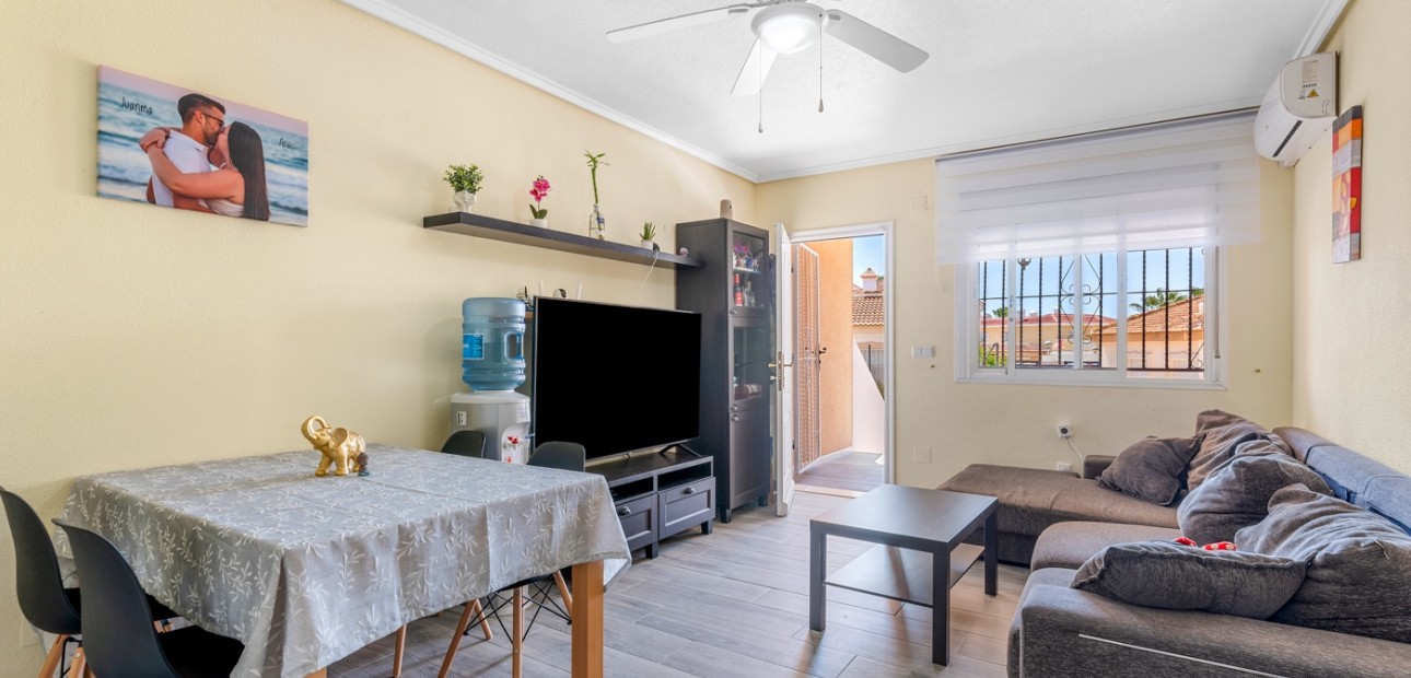 Sale - Townhouse -
Ciudad Quesada - Doña Pepa
