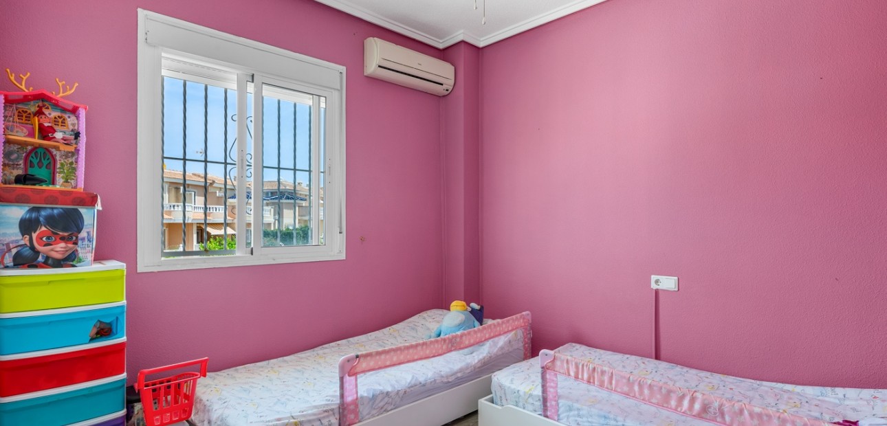 Sale - Townhouse -
Ciudad Quesada - Doña Pepa