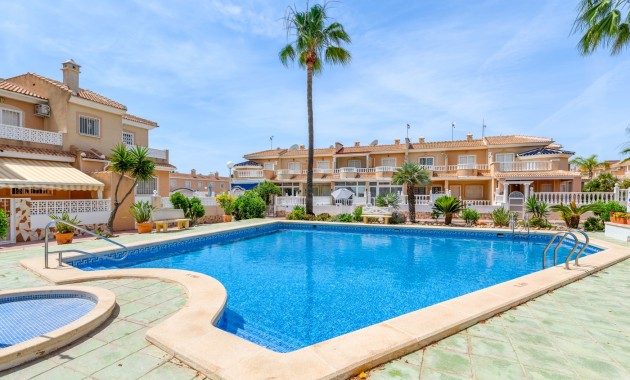 Sale - Townhouse -
Ciudad Quesada - Doña Pepa