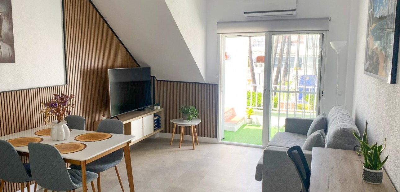 Sale - Townhouse -
Ciudad Quesada