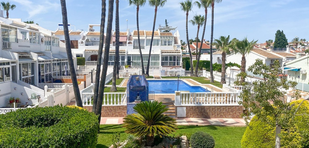 Sale - Townhouse -
Ciudad Quesada