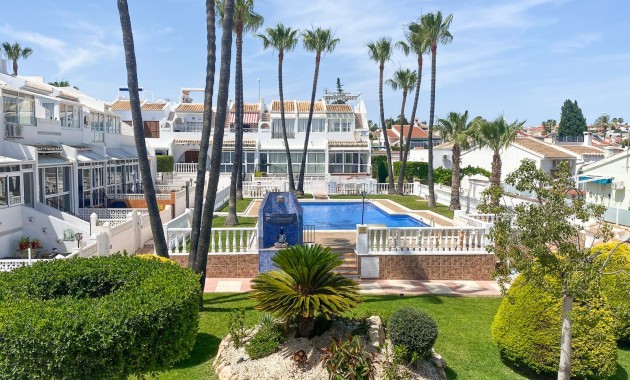 Sale - Townhouse -
Ciudad Quesada