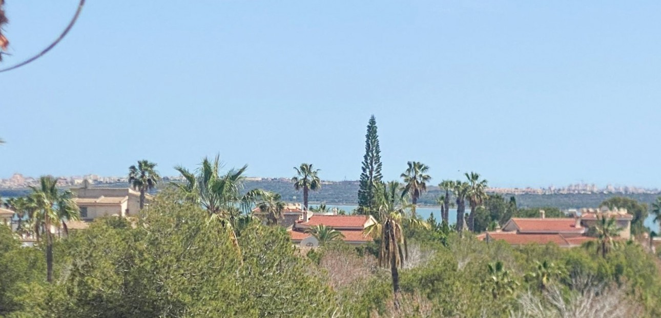 Sale - Townhouse -
Ciudad Quesada