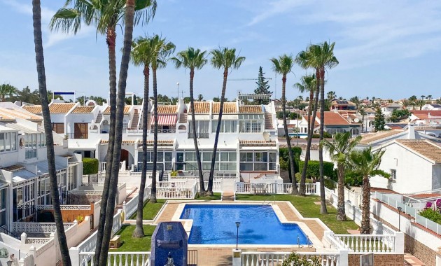Sale - Townhouse -
Ciudad Quesada