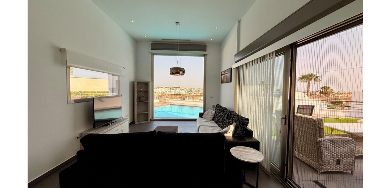 Sale - Detached Villa -
Benijofar - Benijofar - Village