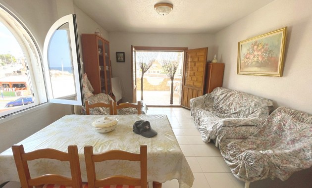 Sale - Apartment / flat -
Torrevieja - La Mata